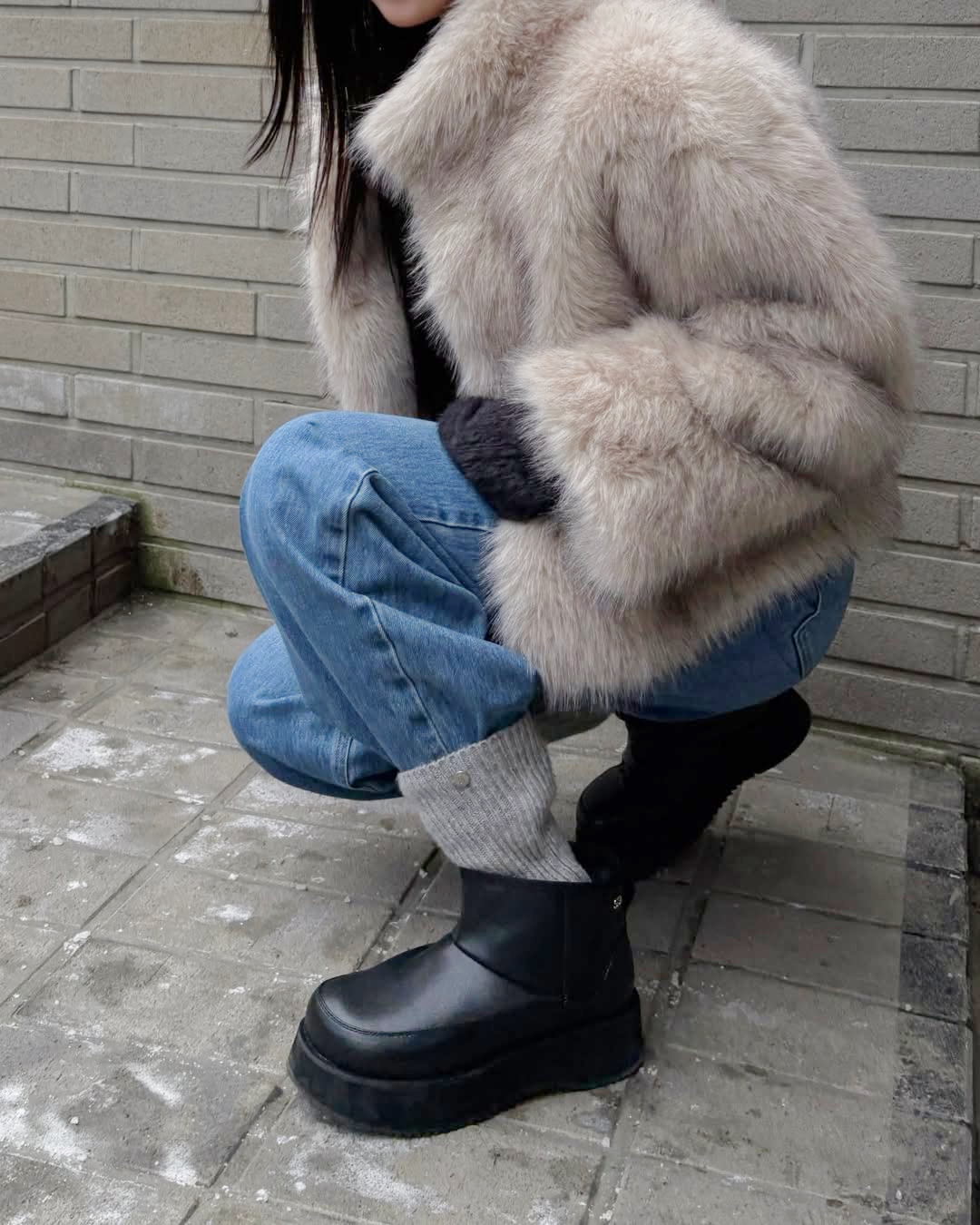 Styling #679 by @heejjnn