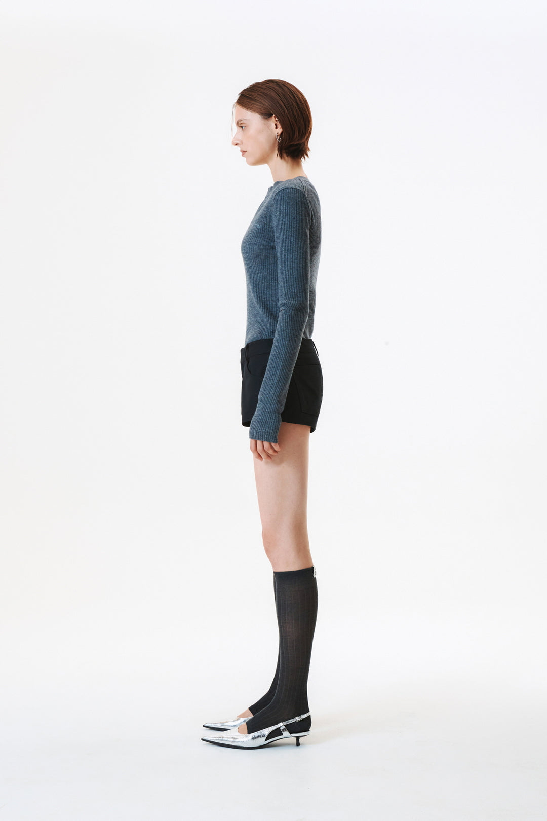 KIMMATIN Slit Point Slim Knit Top — Gray