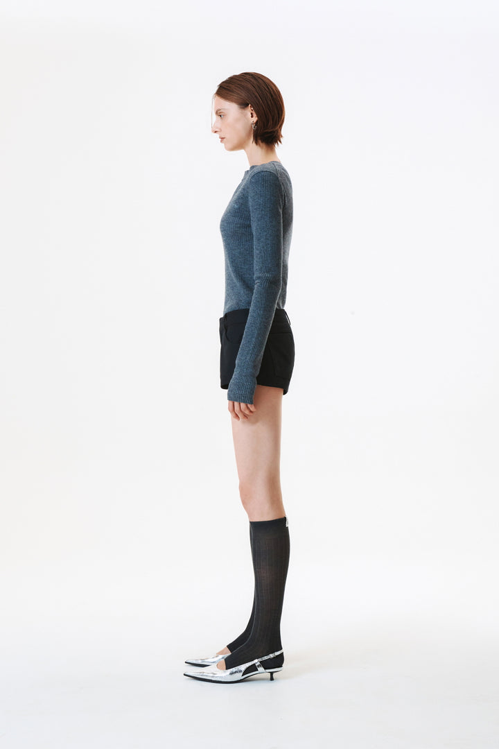 KIMMATIN Slit Point Slim Knit Top — Gray