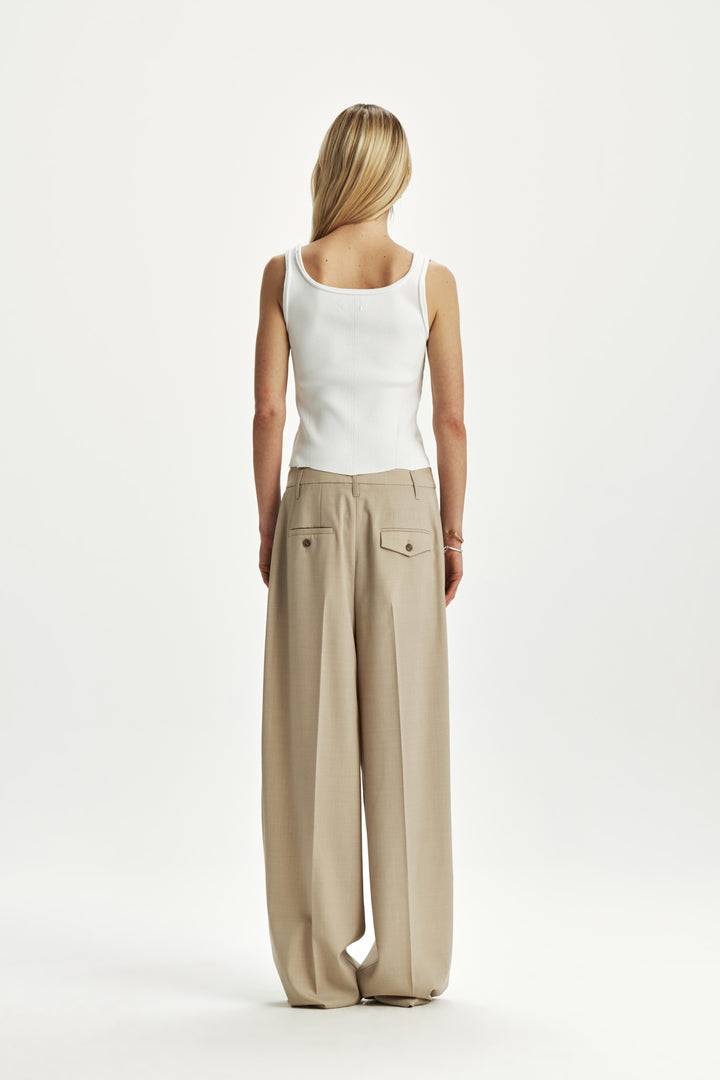 KIMMATIN Waist Hook Point Balloon Trouser — Beige
