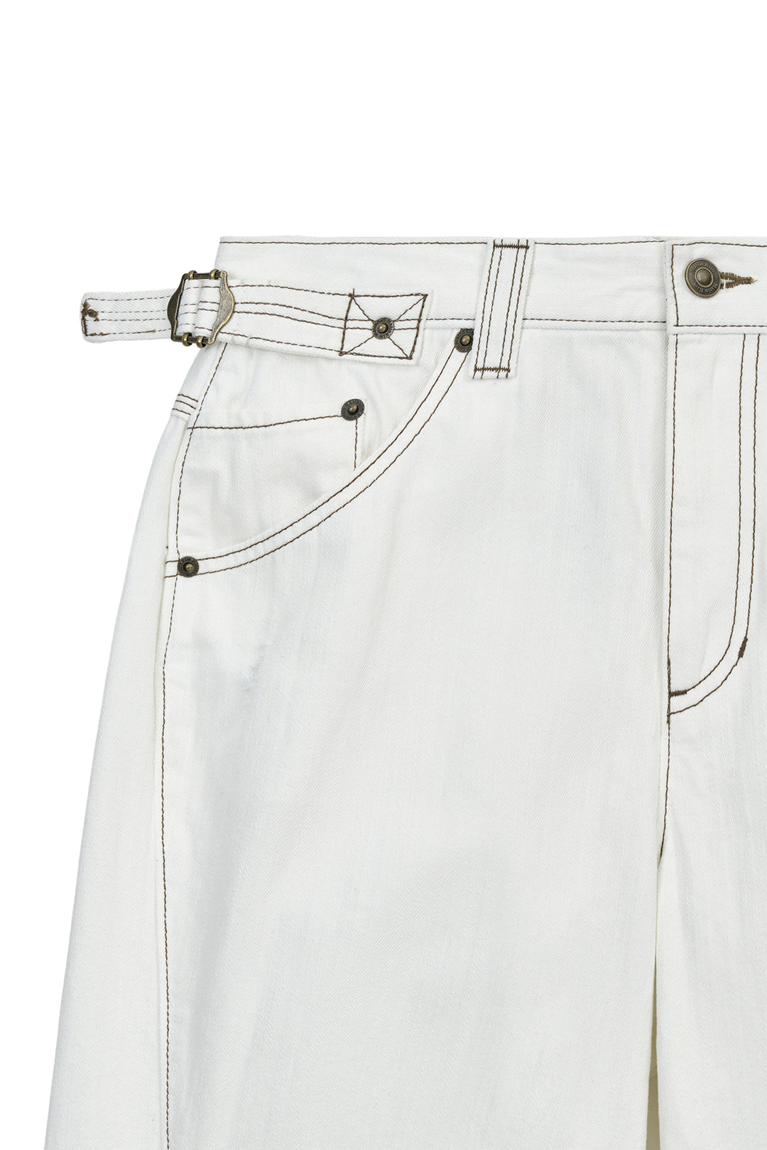 Matin Kim Waist Buckle Stitch Twill Denim — Ivory