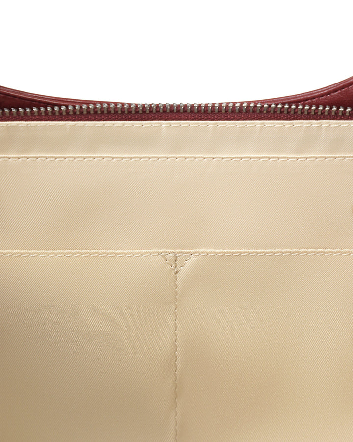 Stand Oil Breezy Bag — Red wine