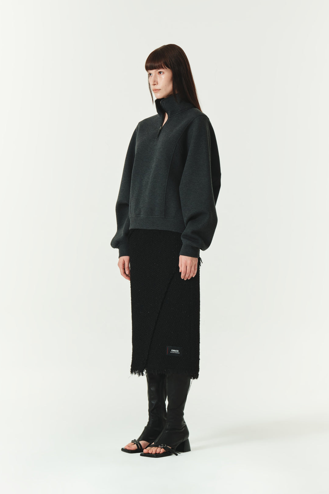 KIMMATIN Diagonal Cutted Tweed Skirt — Black