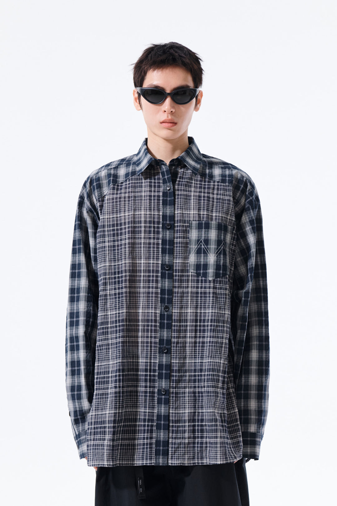 Matin Kim Mixed Check Overfit Shirt — Navy blue