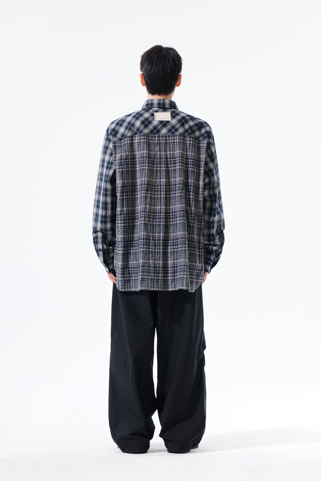 Matin Kim Mixed Check Overfit Shirt — Navy blue