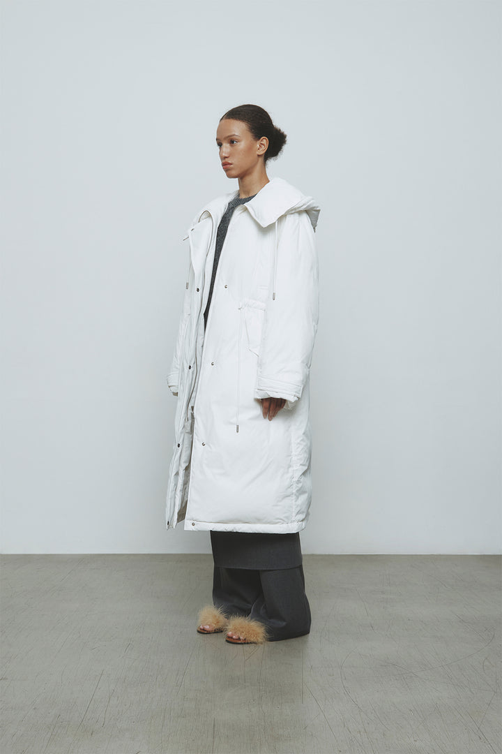 KIMMATIN Draw String Long Down Jumper — White