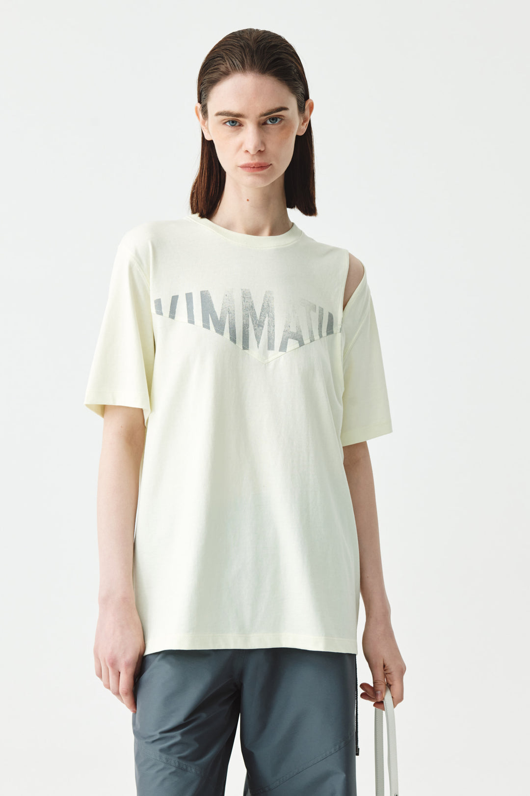 KIMMATIN Cutting Logo Print Oversize Tee