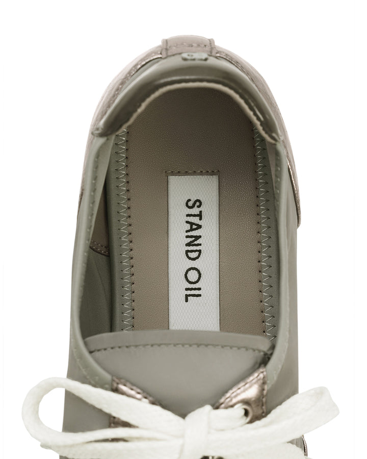 Stand Oil Sophie Flat Sneaker — Metallic Gray