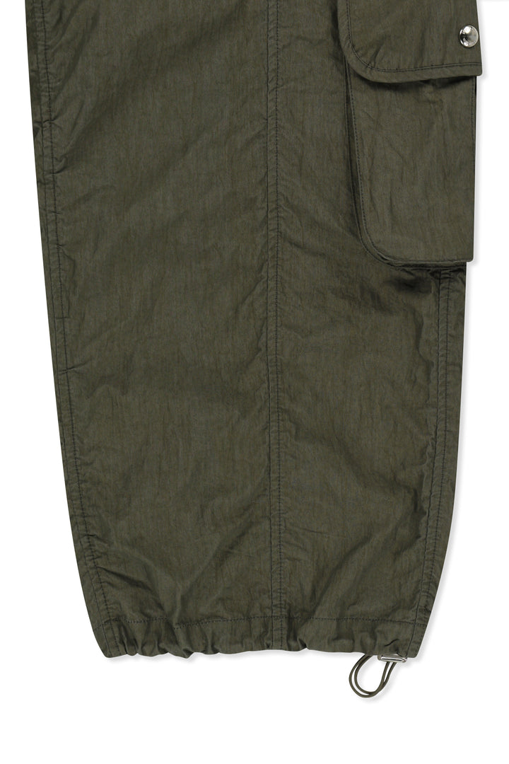 Matin Kim Crinkle Capri Pants — Khaki
