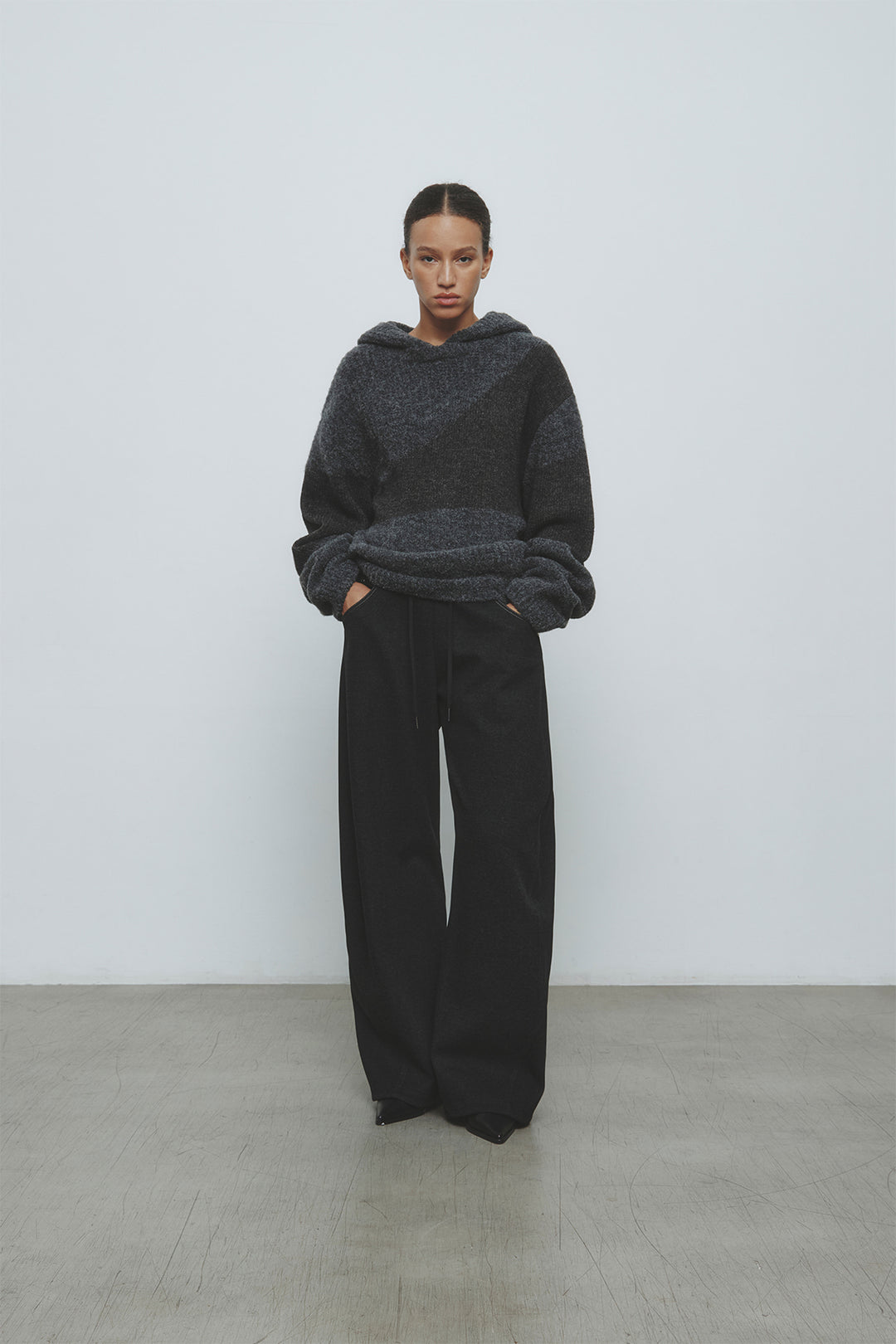 KIMMATIN Color Mix Unbalance Knit Hoody — Charcoal