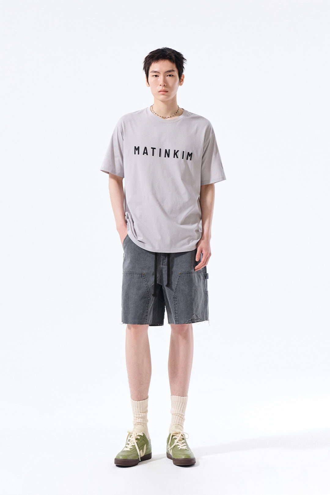Matin Kim Herringbone Raw Cut Denim Shorts — Gray