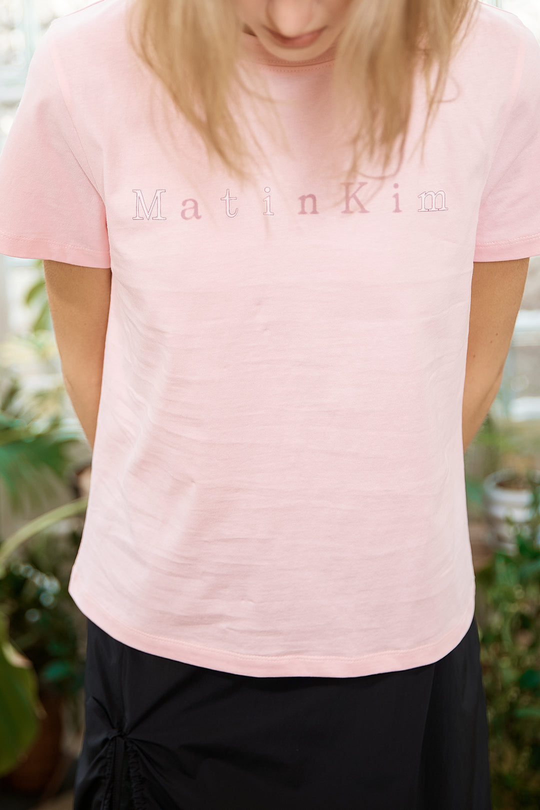 Matin Kim Sticker Graphic Logo Top — Pink