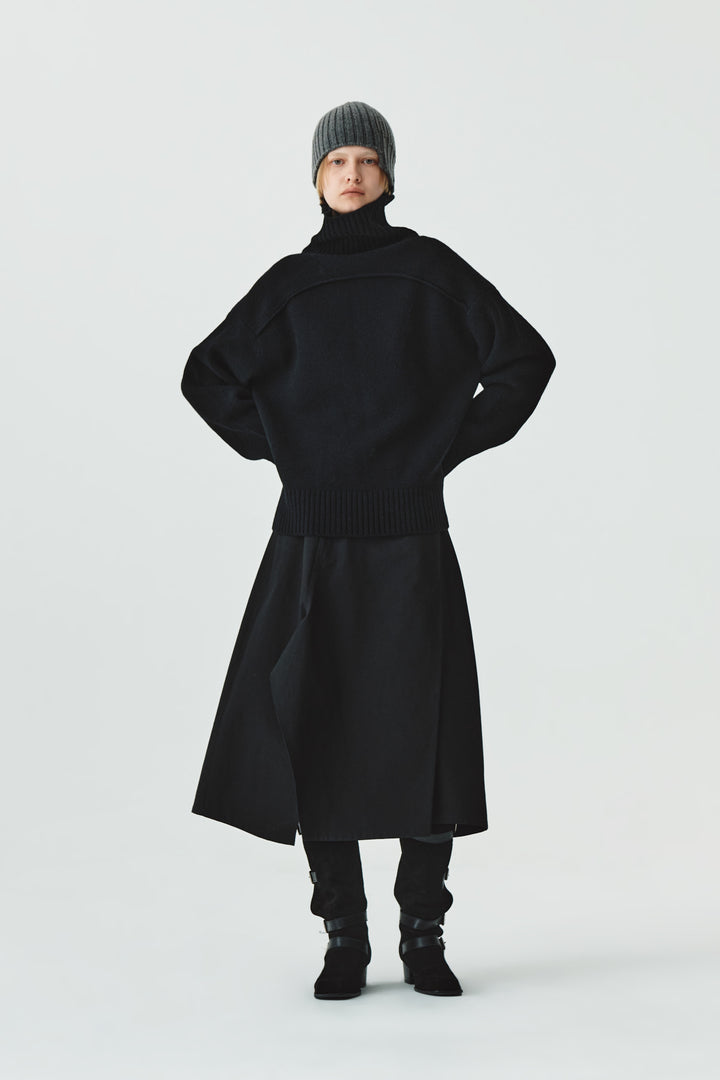 KIMMATIN Unbalance Cotton Flare Skirt — Black