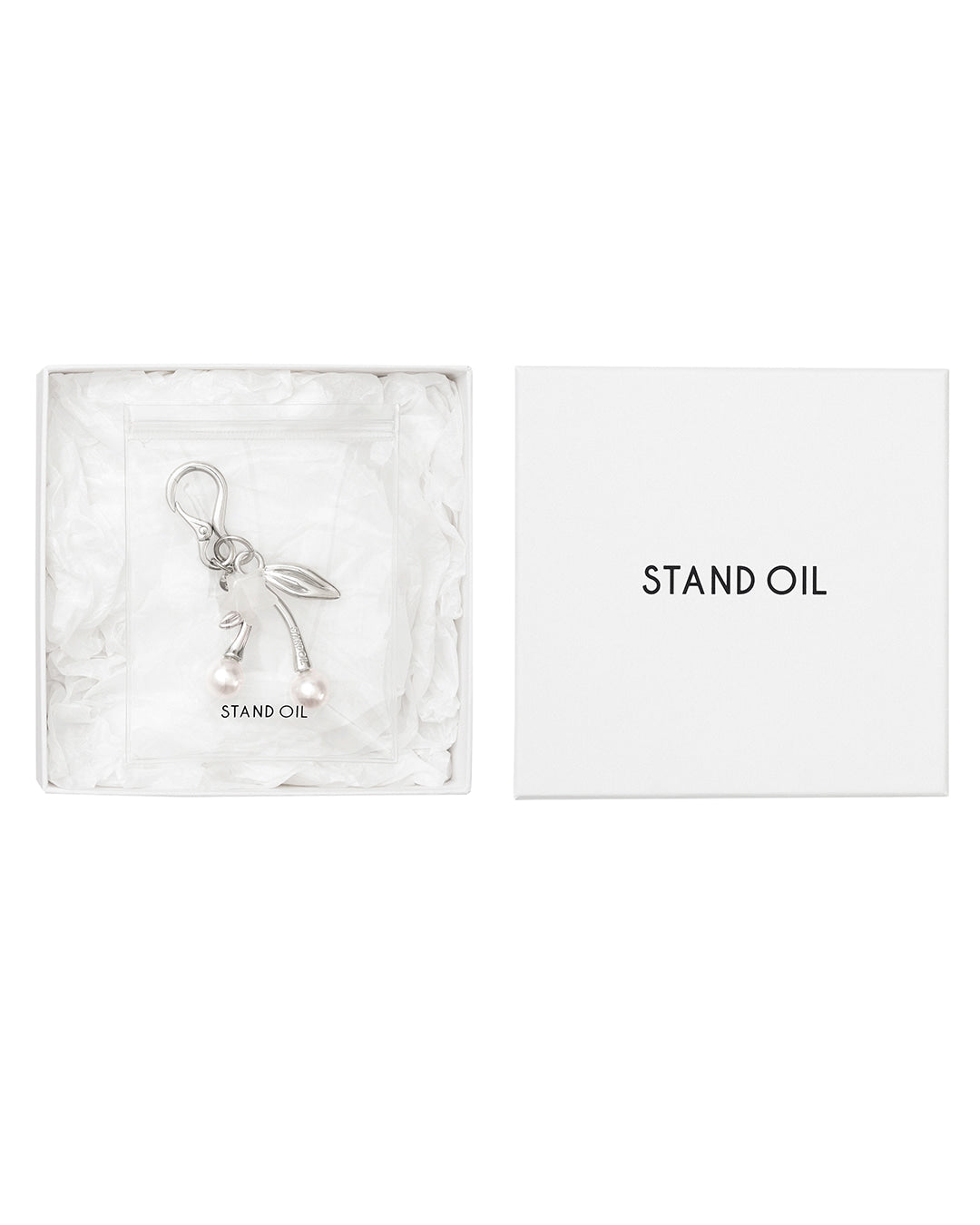 Stand Oil Cherry Pearl Keyring — Silver