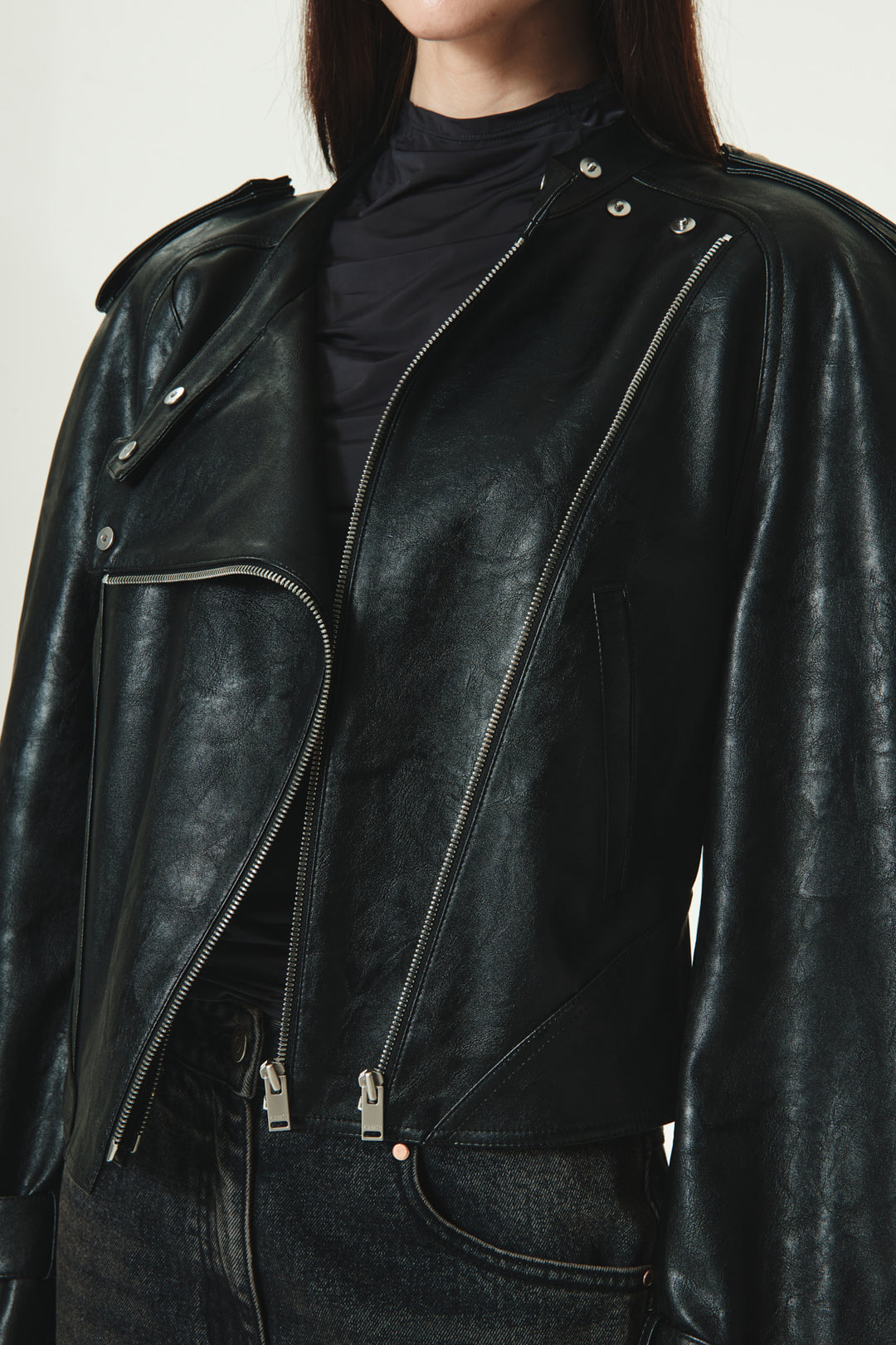 KIMMATIN Raglan Crop Leather Jumper — Black