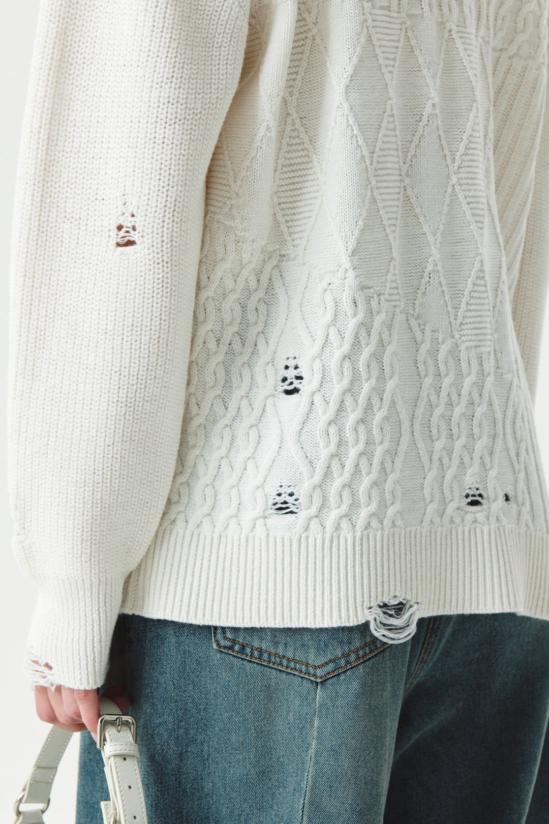 KIMMATIN Cable Mix Damage Knit Pullover — Ivory