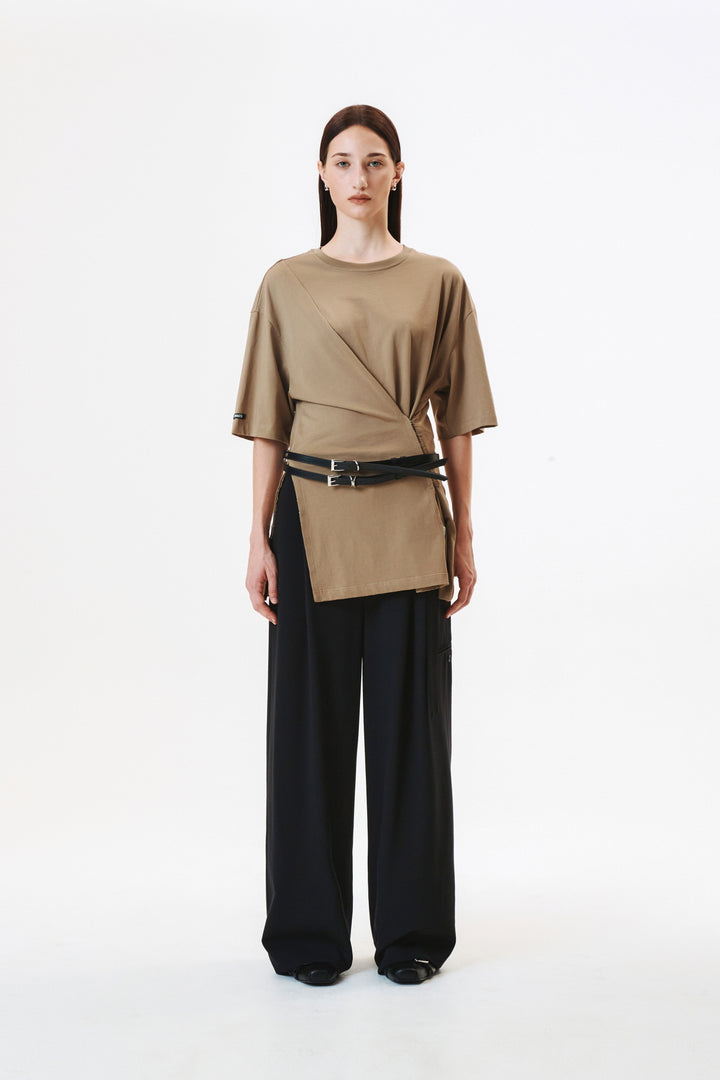 KIMMATIN Hook and Eye Point Two Way Top — Beige