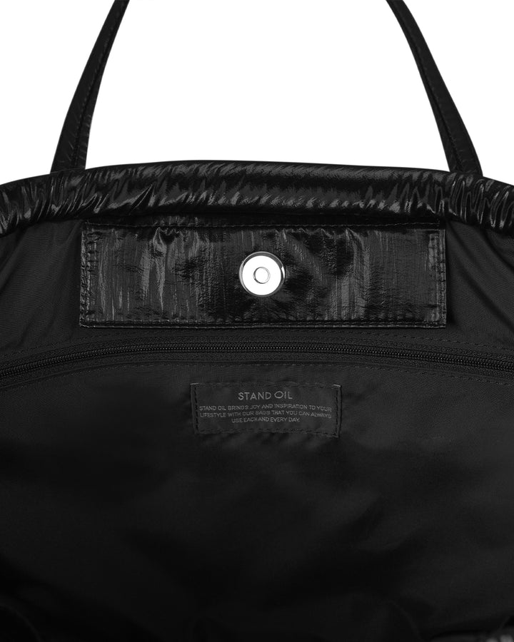 Stand Oil Bubble Bag — Padded Oblong Crossbody — Black
