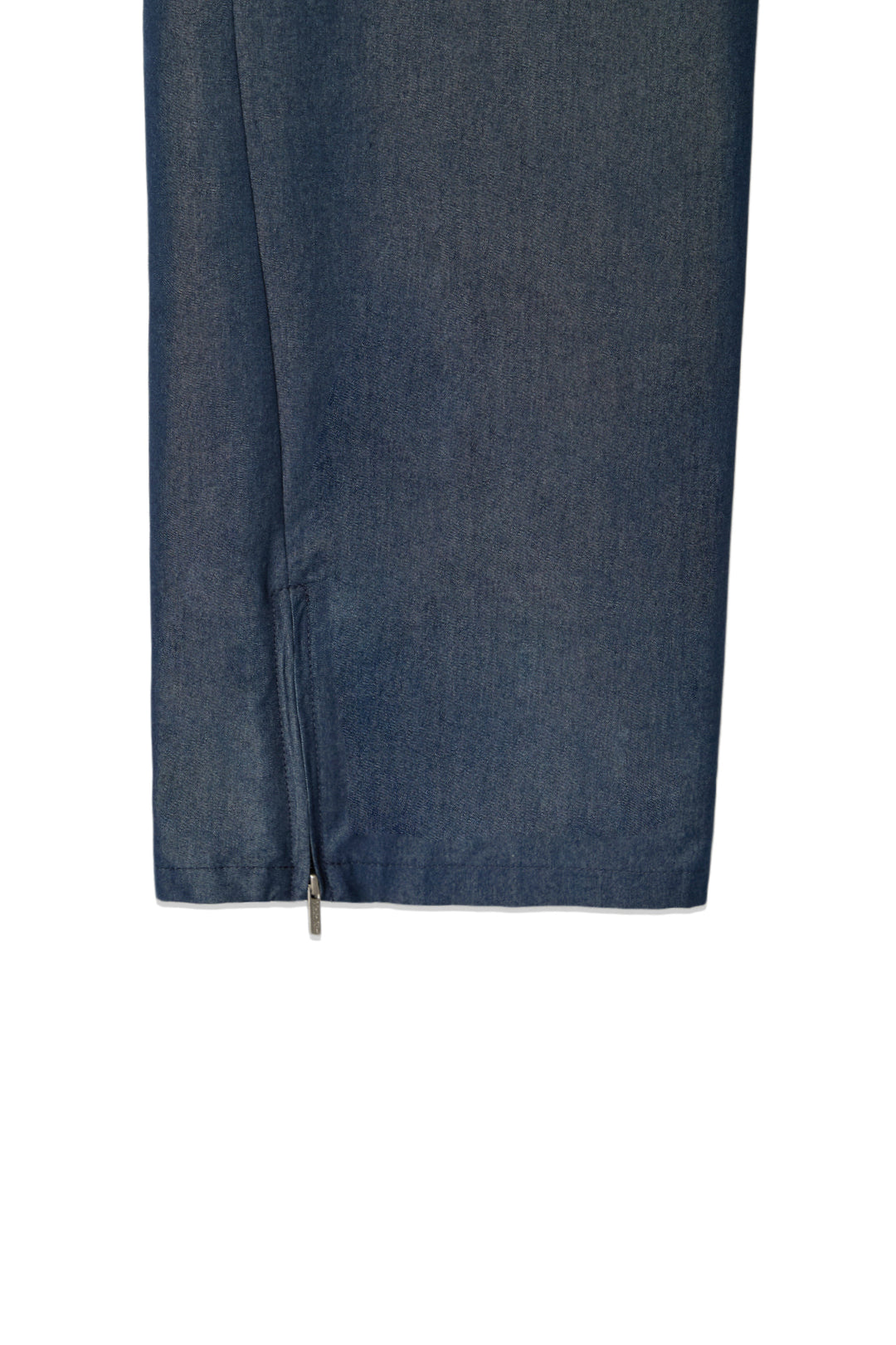Matin Kim Back Tuck Detail Denim Pants — Navy blue