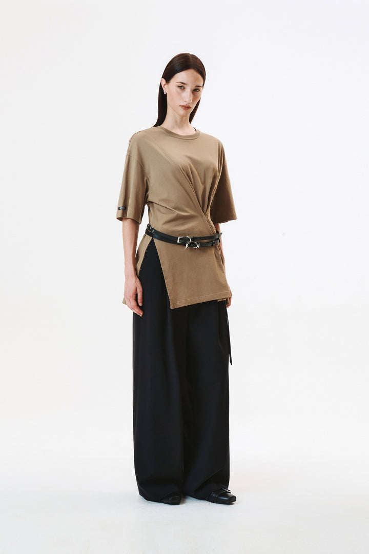 KIMMATIN Hook and Eye Point Two Way Top — Beige