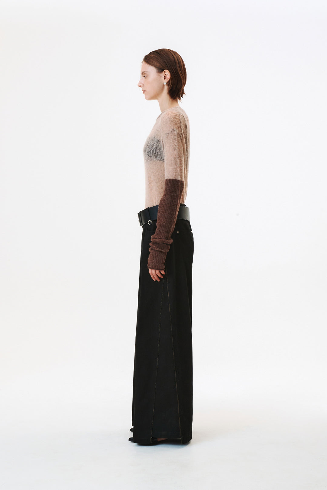 KIMMATIN Hand Warmer Layered Pullover — Beige