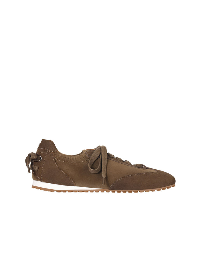 Stand Oil Double Tied Sneakers — Camel