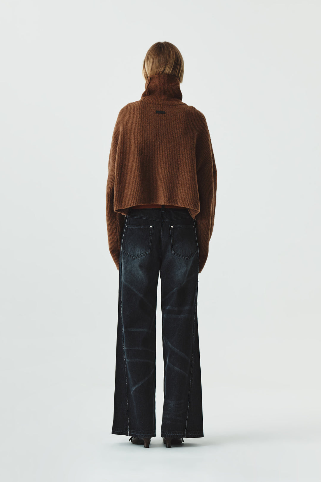 KIMMATIN Wool Blended High Neck Crop Pullover — Brown