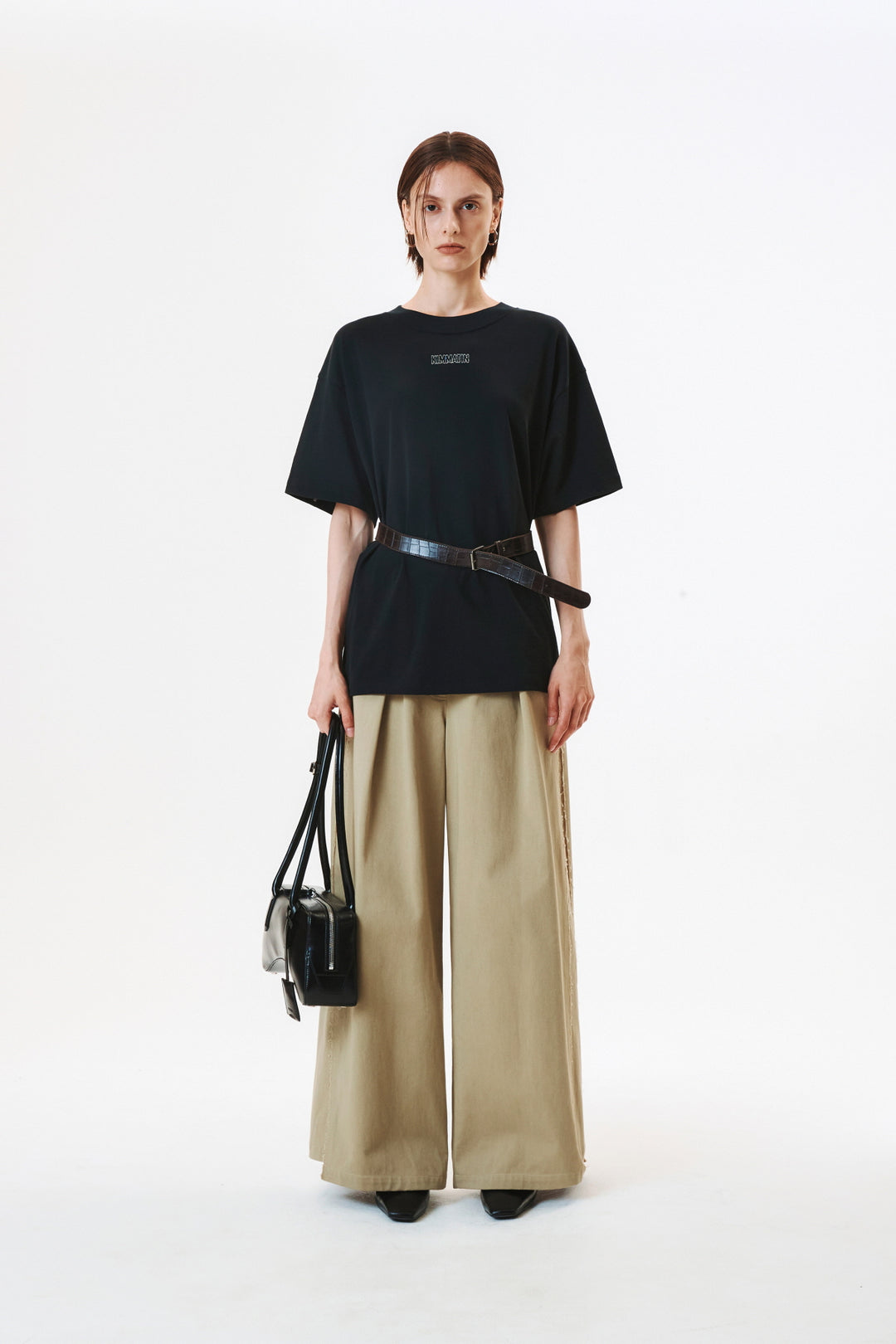 KIMMATIN Logo Embroidery Oversize Top — Black