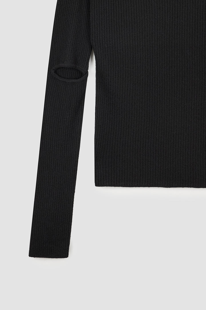 KIMMATIN Slit Point Slim Knit Top — Black