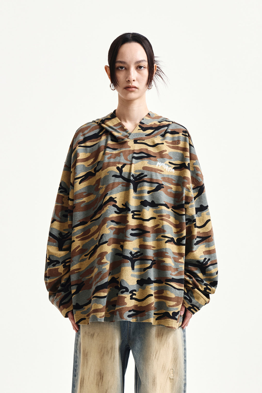 Matin Kim Typo Artwork Camouflage Hoody — Camel