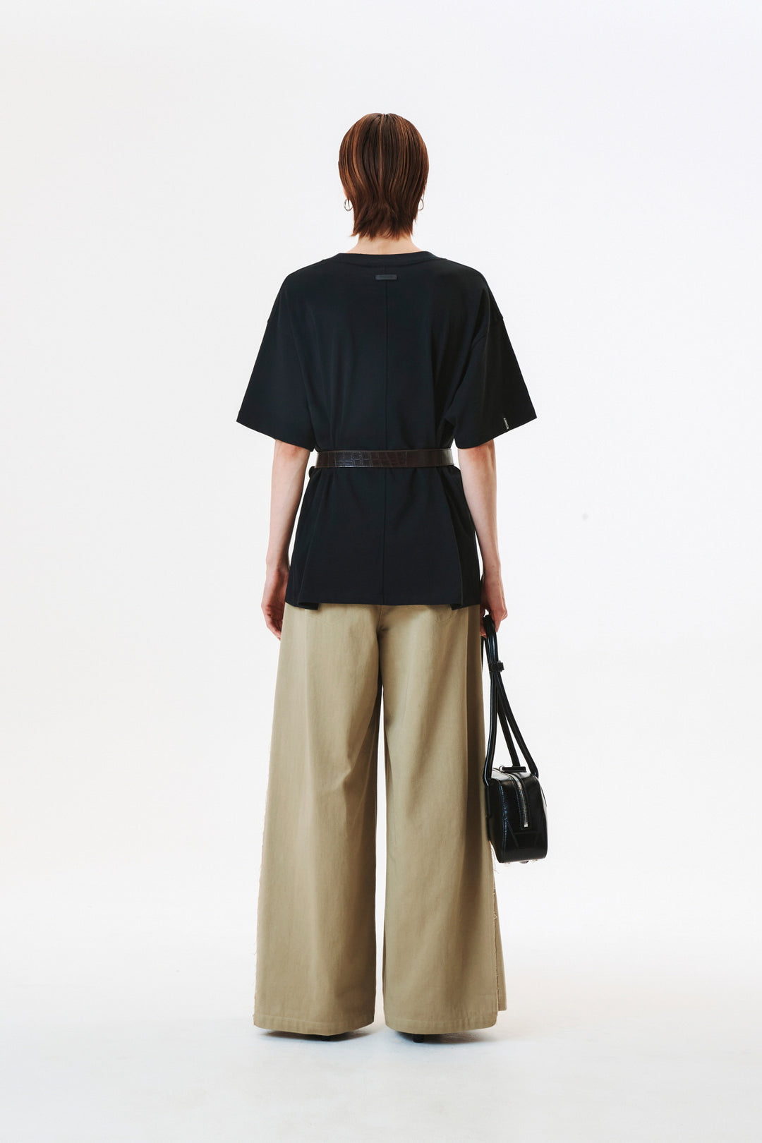 KIMMATIN Logo Embroidery Oversize Top — Black