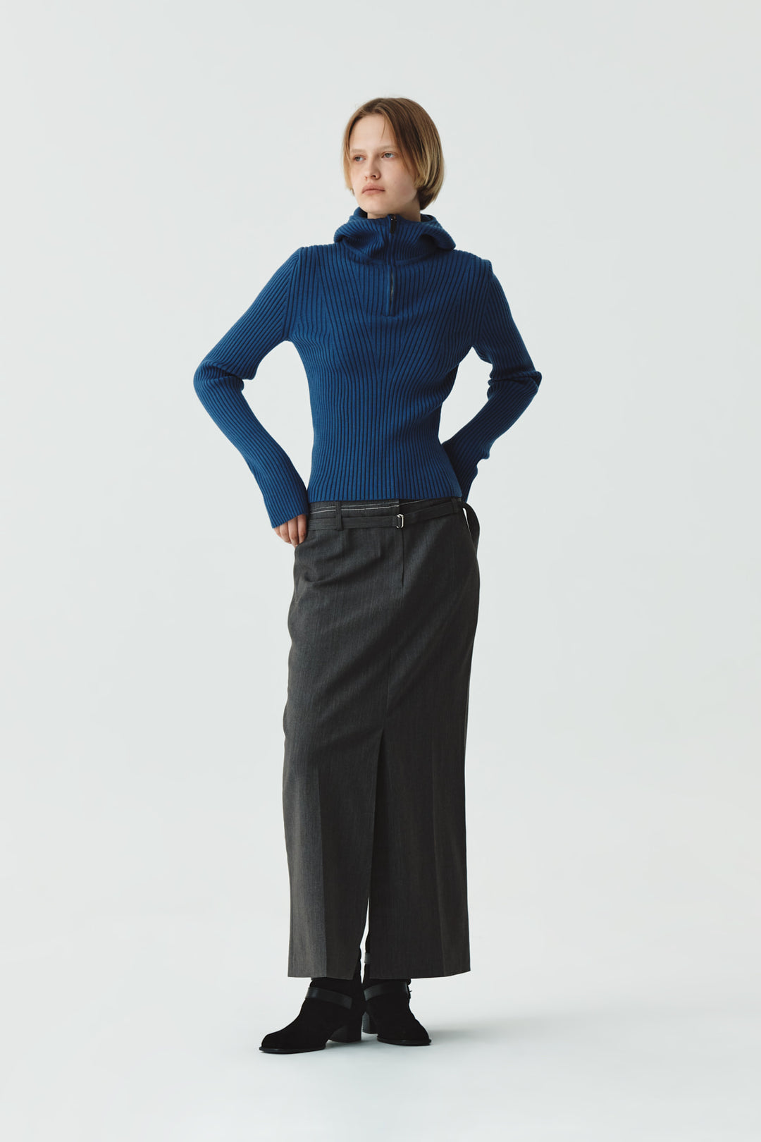 KIMMATIN Slit Point H Line Long Skirt — Gray