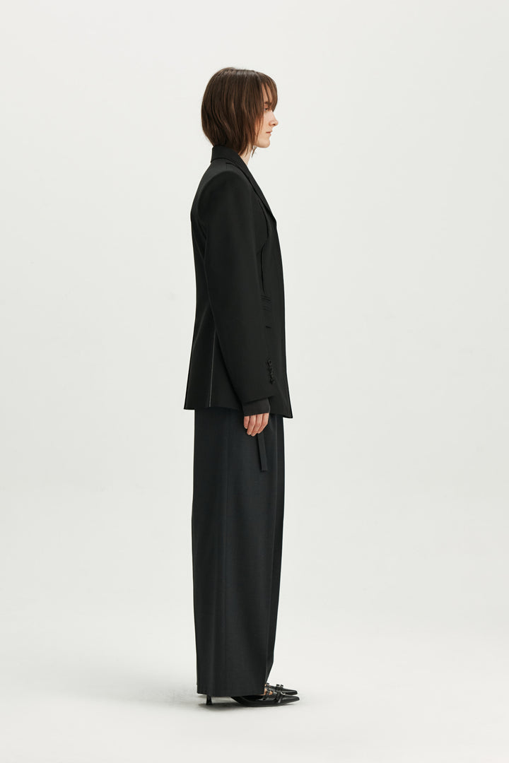 KIMMATIN Zipper Point Tailored Jacket — Black