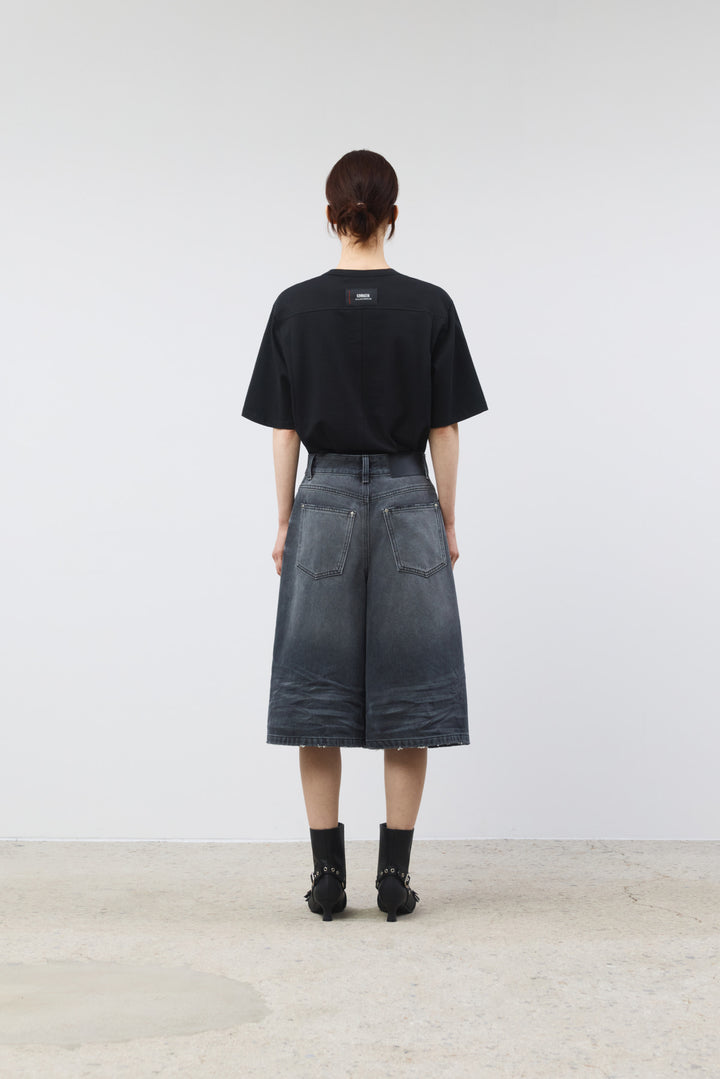 KIMMATIN Contrast Bermuda Denim in Dark — Gray