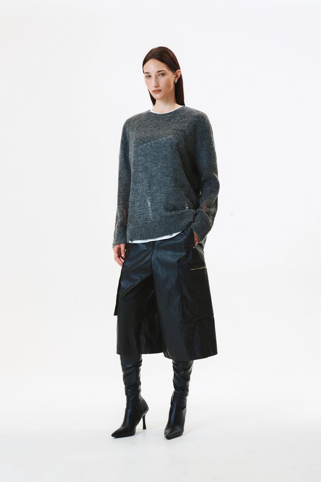 KIMMATIN Damage Detail Logo Pullover — Charcoal