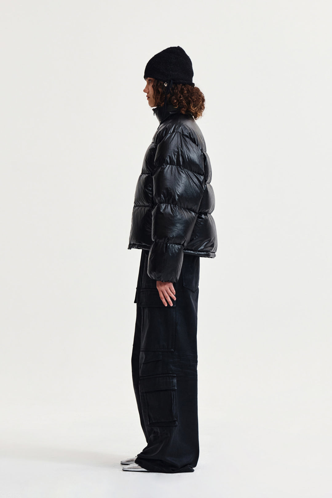 Matin Kim Small Logo Volume Down Jumper — Black