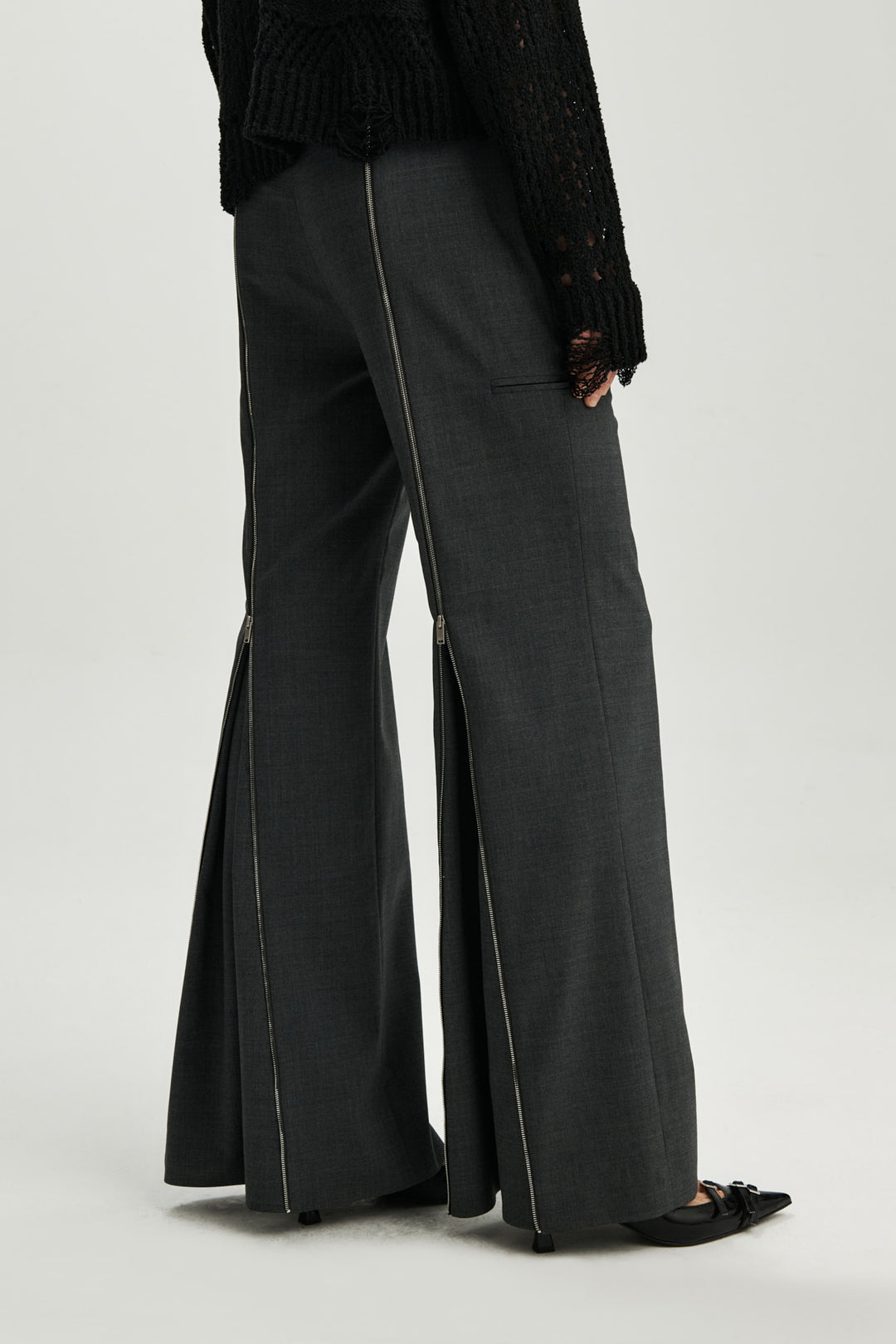 KIMMATIN Zipper Point Trouser — Gray
