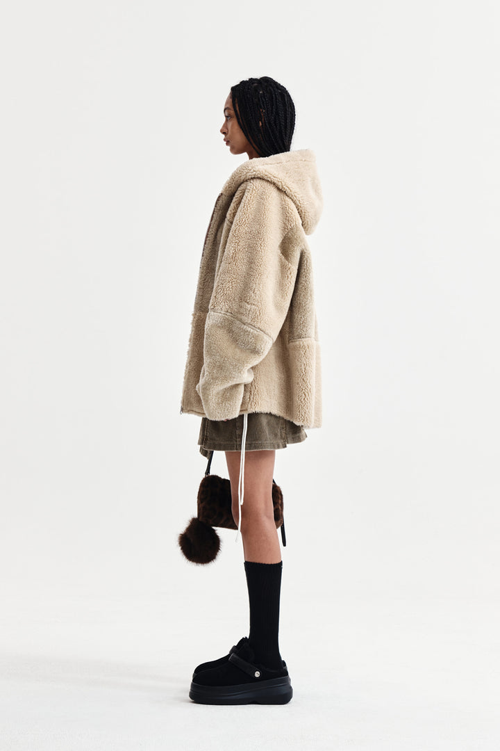 Matin Kim Reversible Hoody Mustang — Beige