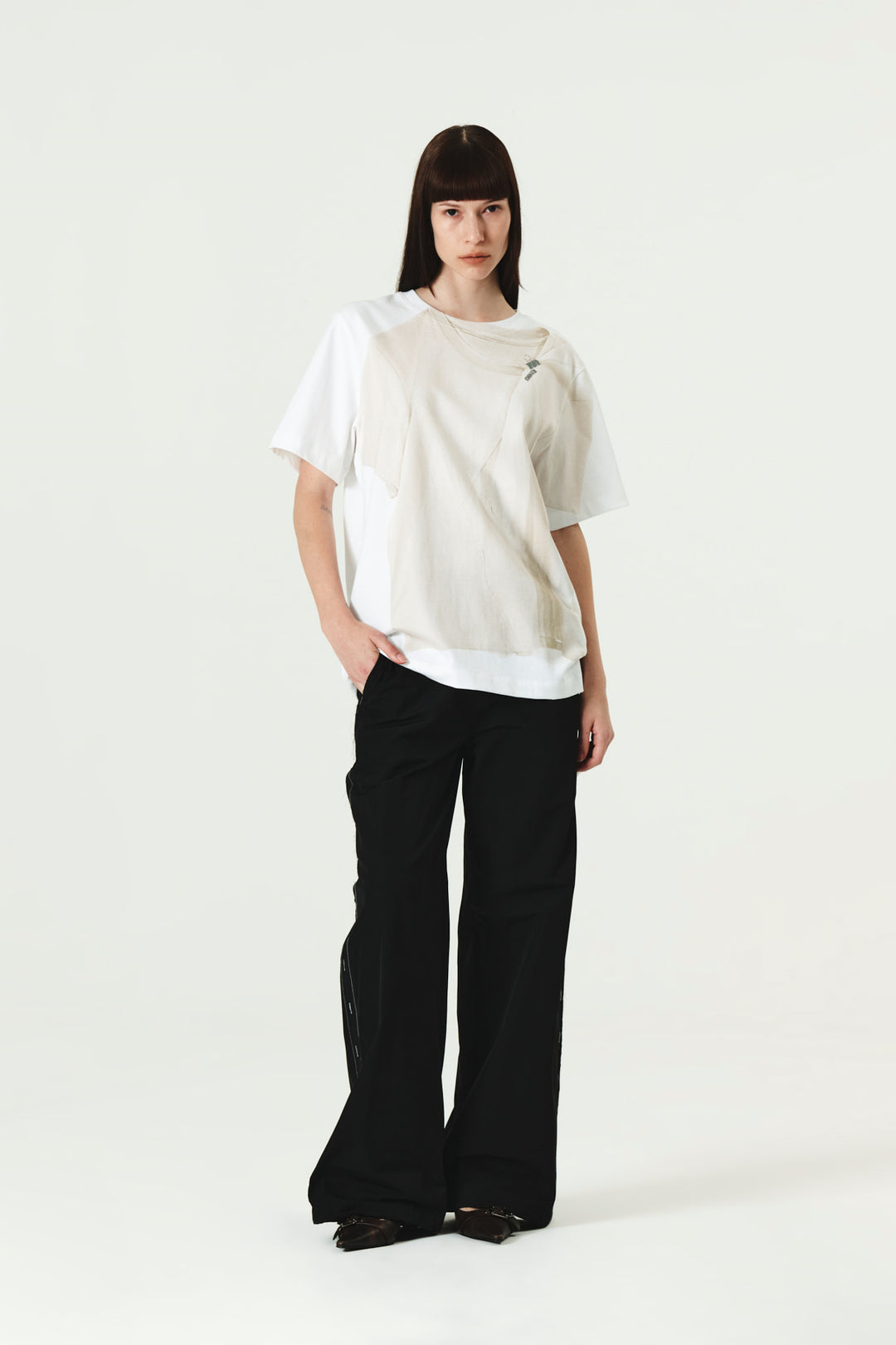 KIMMATIN Trompeloeil Printing Top — White