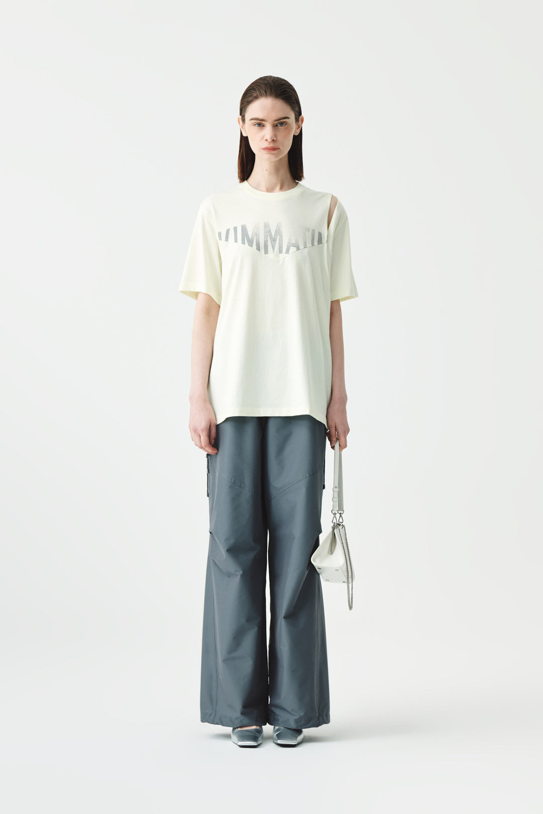 KIMMATIN Cutting Logo Print Oversize Tee