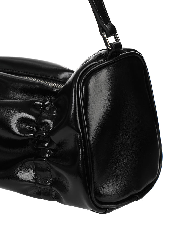 Stand Oil Pleats Bag — Glossy Tote — Black