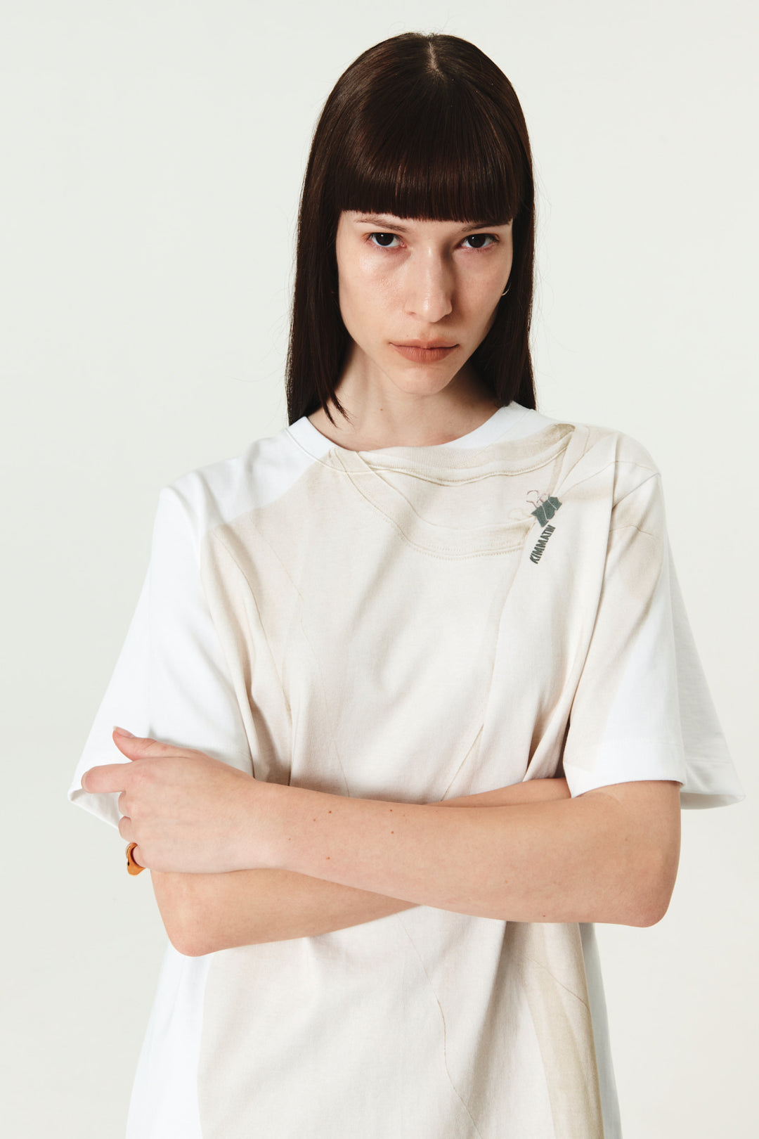 KIMMATIN Trompeloeil Printing Top — White