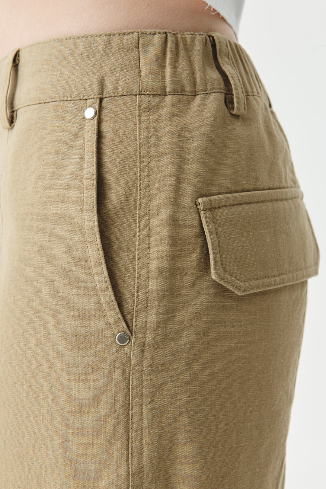 KIMMATIN Zipper Point Cotton Cargo Pants — Beige