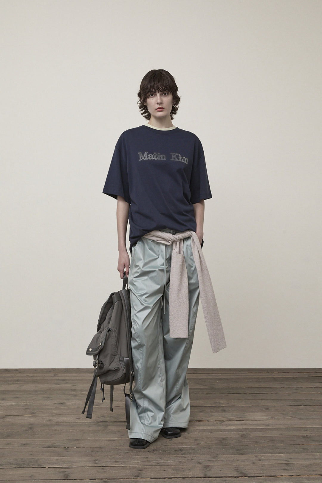 Matin Kim Vintage Logo Graphic Top — Navy blue
