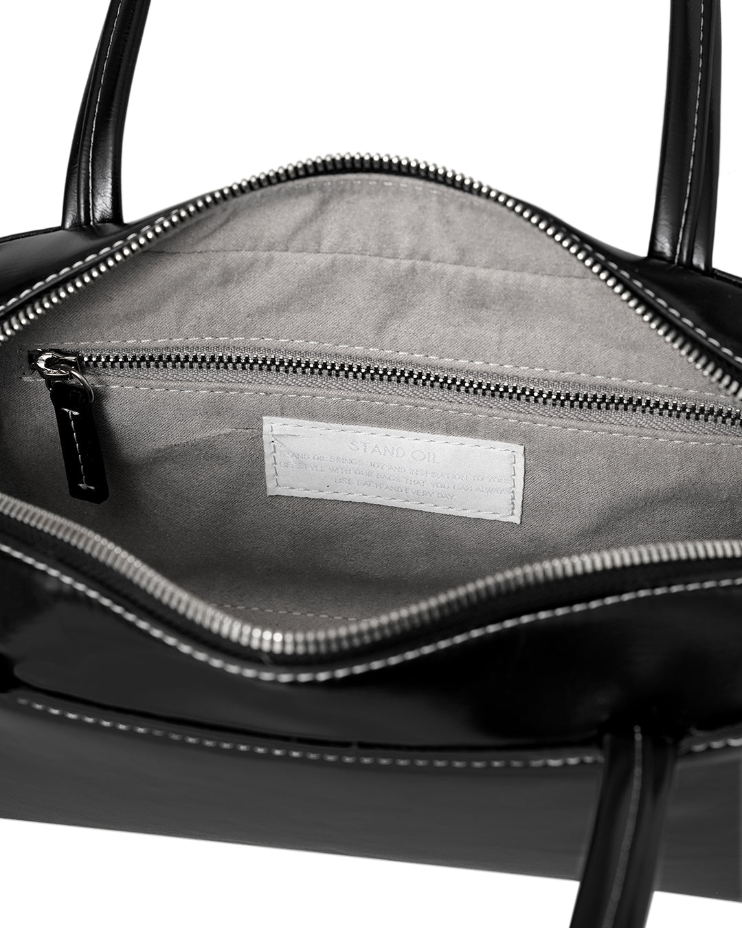 Stand Oil Post Bag — Square Box Shoulder Bag — Stitch Black