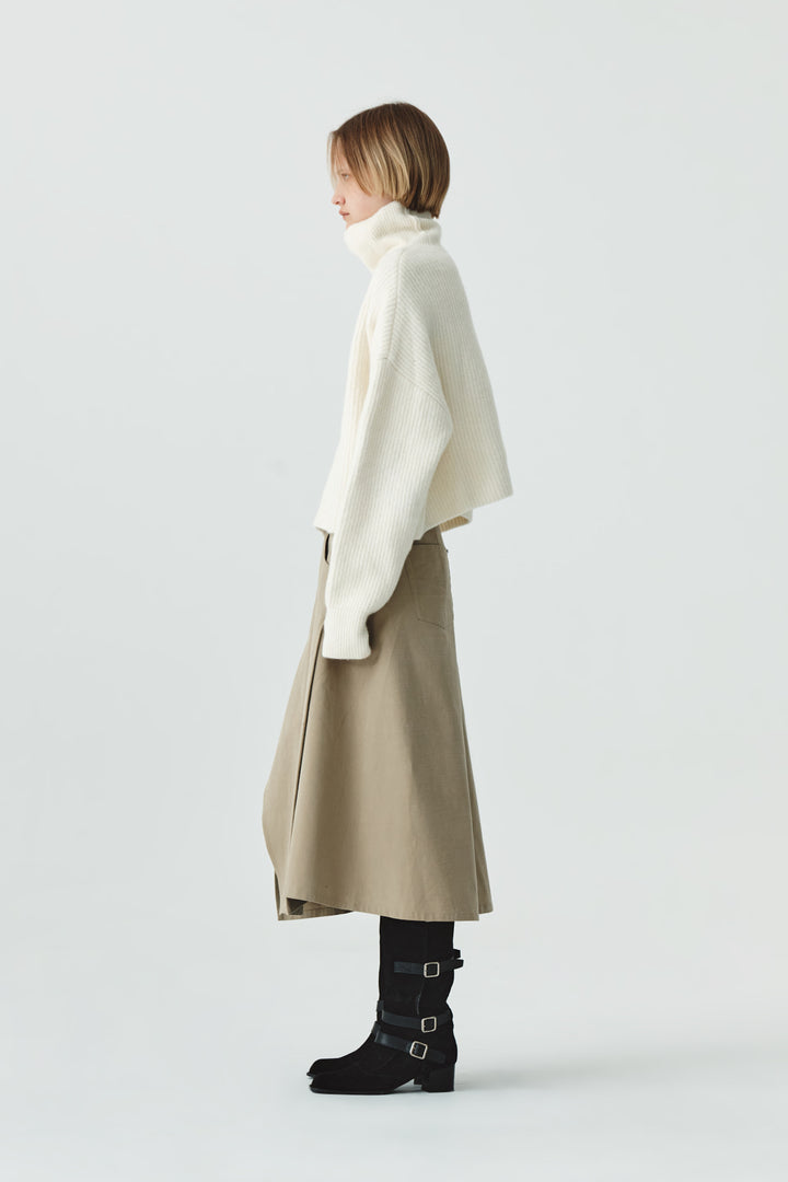 KIMMATIN Wool Blended High Neck Crop Pullover — Ivory