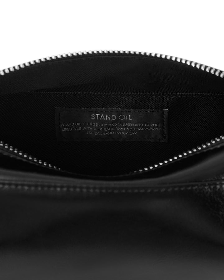 Stand Oil Chunky Bag — Glossy Wrinkled Leather — Black