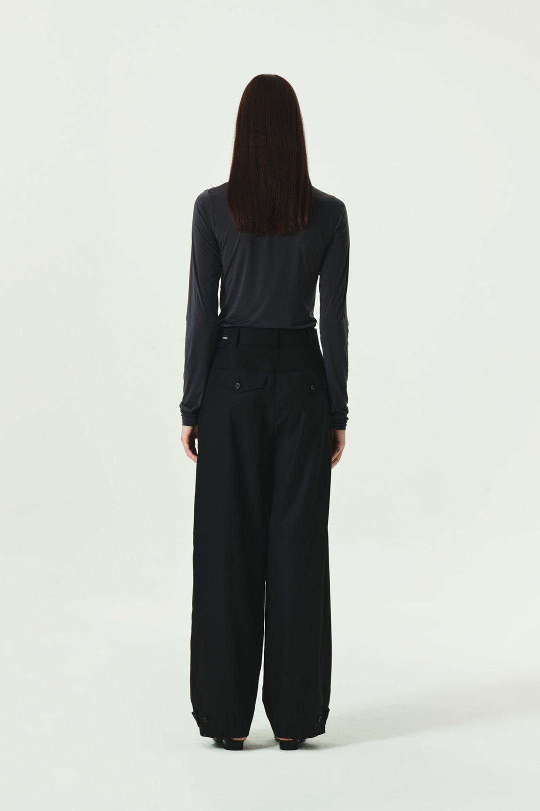 KIMMATIN Half Neck Light Long Sleeve Top — Charcoal