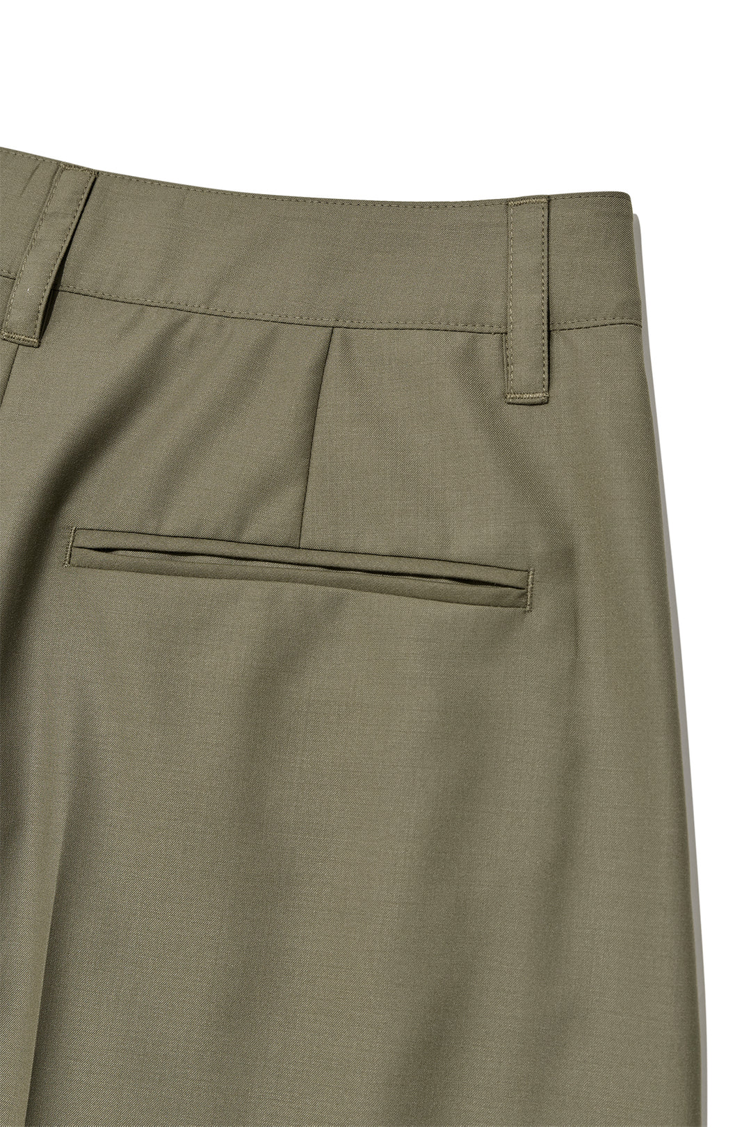 Matin Kim Bermuda Pleats Skirt Pants — Khaki