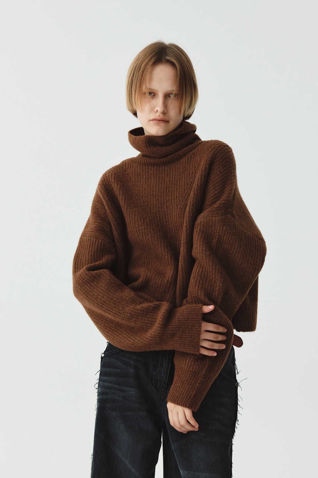 KIMMATIN Wool Blended High Neck Crop Pullover — Brown